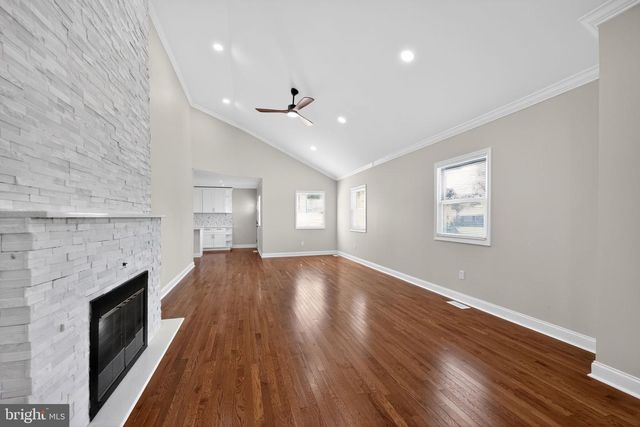 207 ROLLING GREEN AVE, New Castle, DE 19720