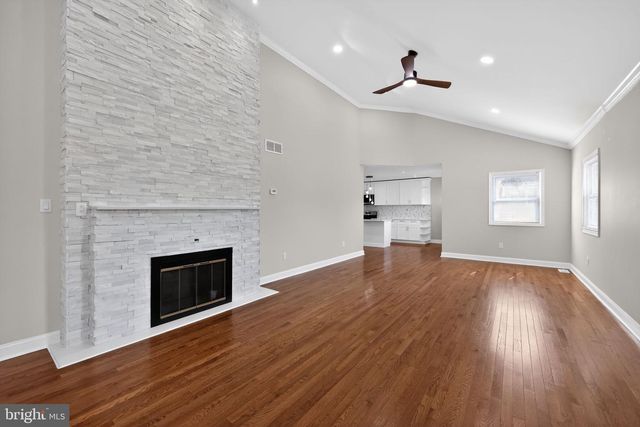 207 ROLLING GREEN AVE, New Castle, DE 19720