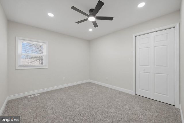 207 ROLLING GREEN AVE, New Castle, DE 19720