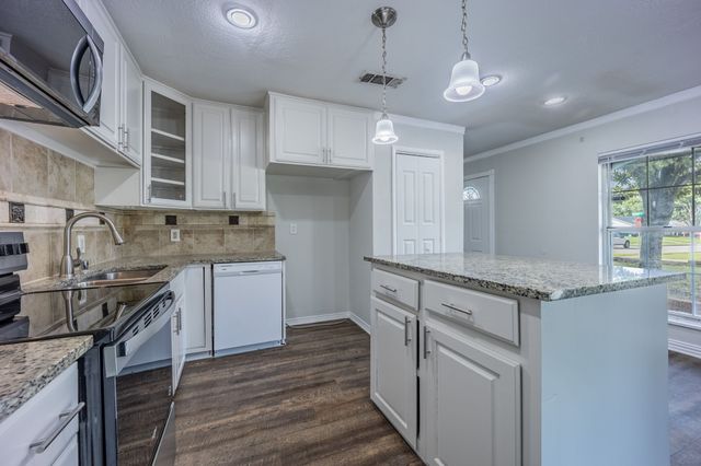 2652 Bluebird Lane, Mesquite, TX 75149