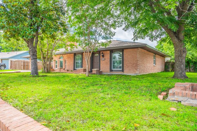 2652 Bluebird Lane, Mesquite, TX 75149