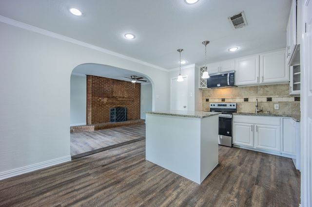 2652 Bluebird Lane, Mesquite, TX 75149