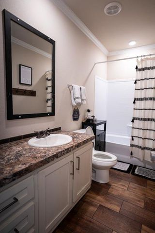 142 Triangle Acres, Cedar Creek, TX 78612