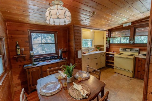 24 Barrett Canyon, Mt Baldy, CA 91759
