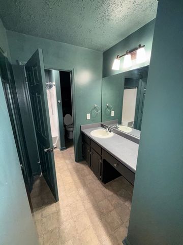 46 Dogwood St., Midland City, AL 36350