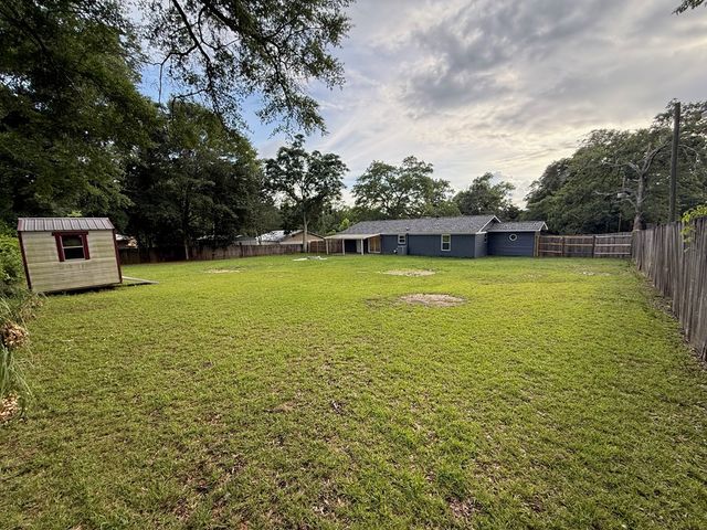 46 Dogwood St., Midland City, AL 36350