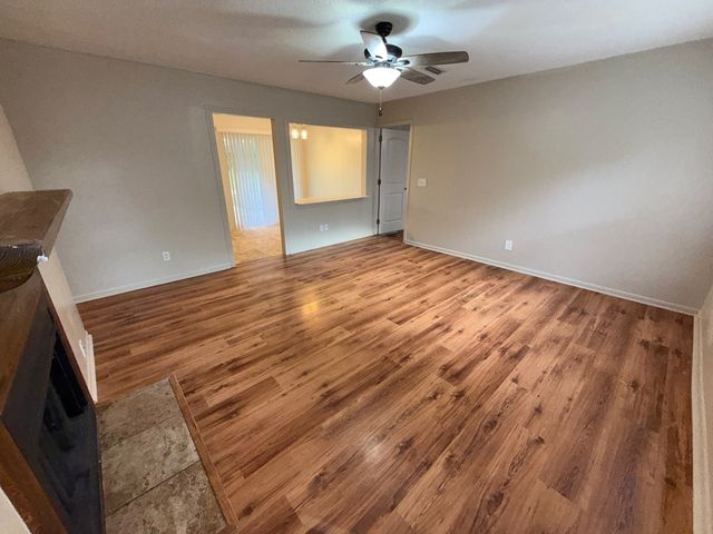 46 Dogwood St., Midland City, AL 36350