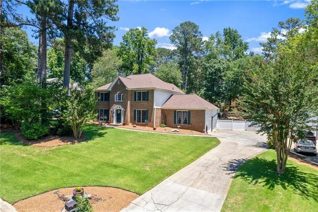 4183 Deerbrook Way SW, Lilburn, GA 30047