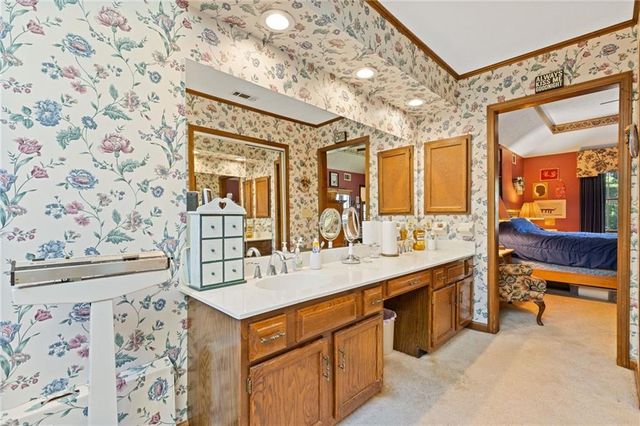 4183 Deerbrook Way SW, Lilburn, GA 30047