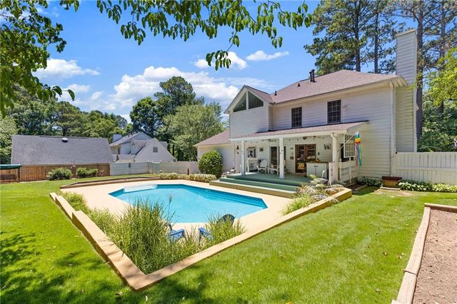 4183 Deerbrook Way SW, Lilburn, GA 30047
