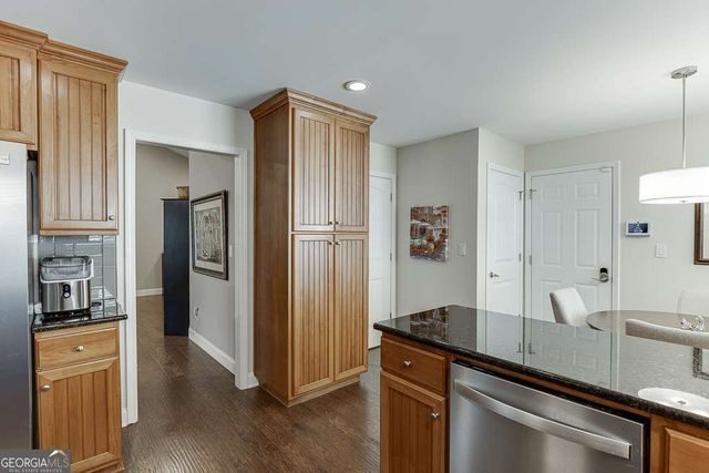 5652 Leaf Ridge Lane NE, Buford, GA 30518