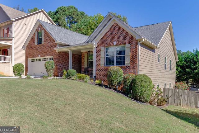 5652 Leaf Ridge Lane NE, Buford, GA 30518