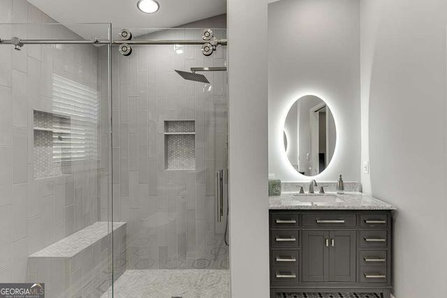 5652 Leaf Ridge Lane NE, Buford, GA 30518