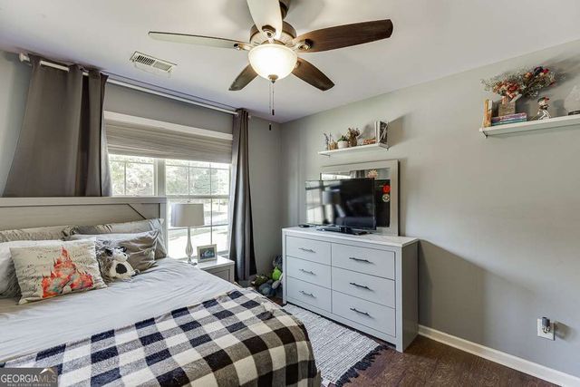 5652 Leaf Ridge Lane NE, Buford, GA 30518