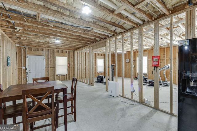 5652 Leaf Ridge Lane NE, Buford, GA 30518