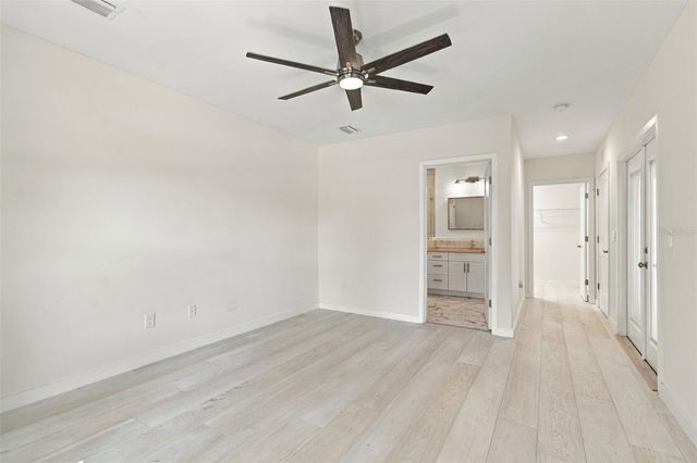 150 50TH STREET N, St Petersburg, FL 33710