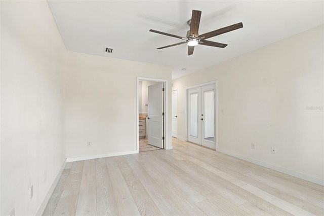 150 50TH STREET N, St Petersburg, FL 33710