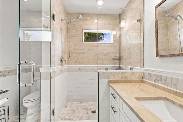 150 50TH STREET N, St Petersburg, FL 33710