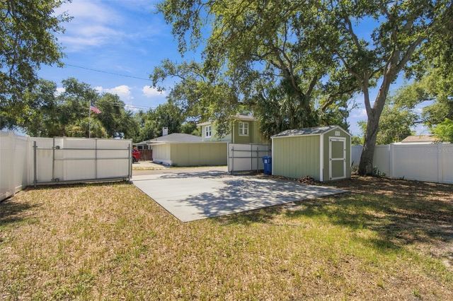150 50TH STREET N, St Petersburg, FL 33710