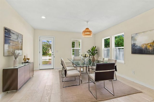 150 50TH STREET N, St Petersburg, FL 33710