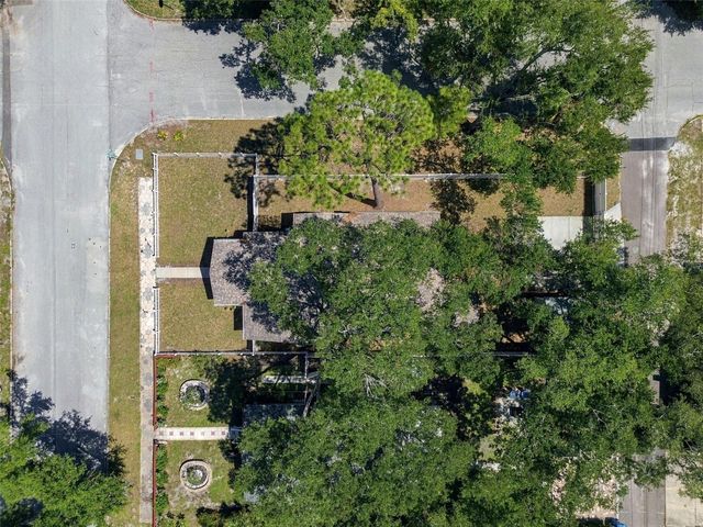 150 50TH STREET N, St Petersburg, FL 33710