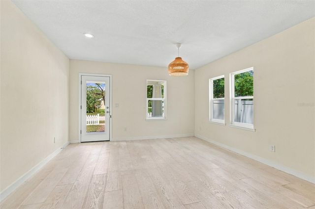 150 50TH STREET N, St Petersburg, FL 33710