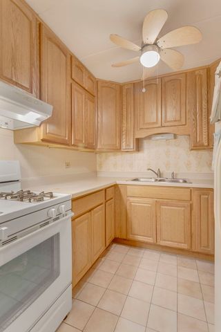 2505 Spring Street 3304, Woodridge, IL 60517