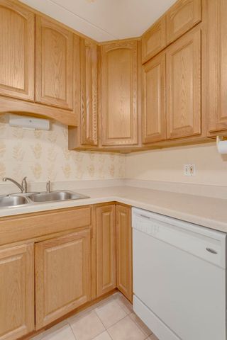 2505 Spring Street 3304, Woodridge, IL 60517