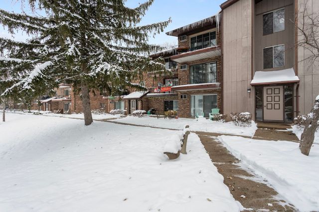 2505 Spring Street 3304, Woodridge, IL 60517