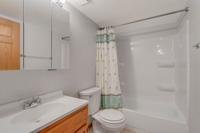2505 Spring Street 3304, Woodridge, IL 60517