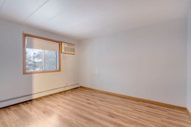 2505 Spring Street 3304, Woodridge, IL 60517