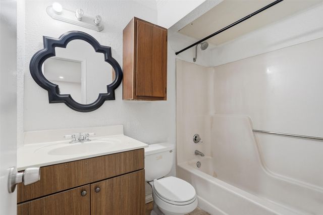 9420 Kerrville Street, Dallas, TX 75227