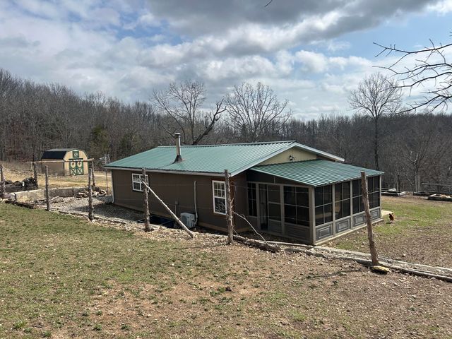 16968 County Road 116 Private Drive B, Macomb, MO 65702