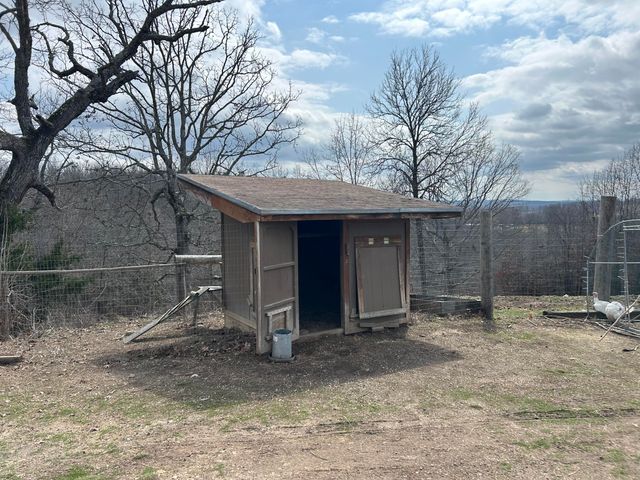 16968 County Road 116 Private Drive B, Macomb, MO 65702