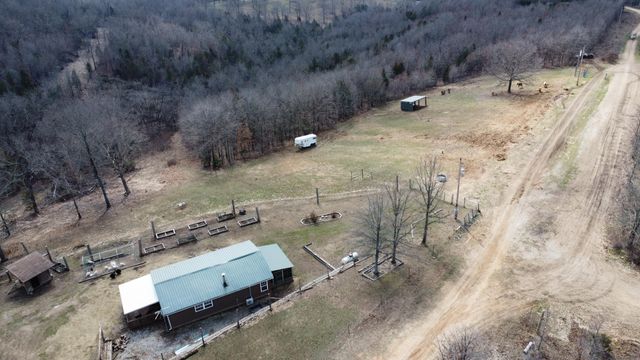 16968 County Road 116 Private Drive B, Macomb, MO 65702