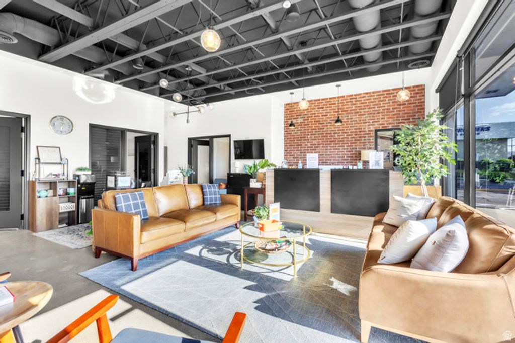9295 S 1300 E, Sandy, UT 84094 — photo 4