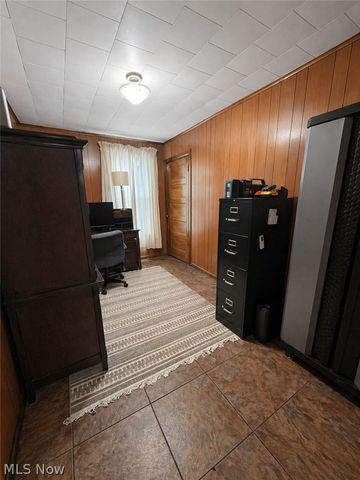 13 5th, Mcmechen, WV 26040