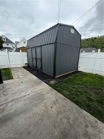 13 5th, Mcmechen, WV 26040