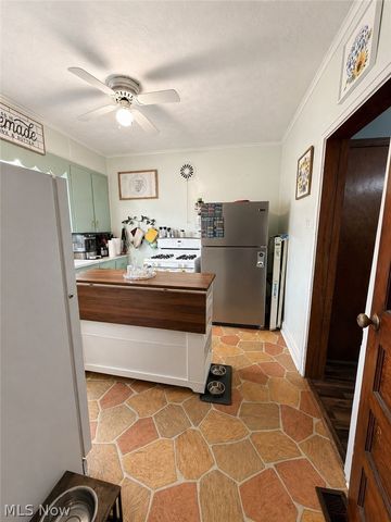 13 5th, Mcmechen, WV 26040