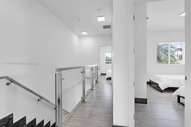 15450 NW 2nd Ave 15450, Miami, FL 33169