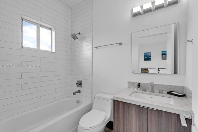 15450 NW 2nd Ave 15450, Miami, FL 33169