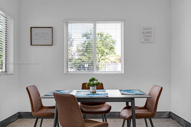 15450 NW 2nd Ave 15450, Miami, FL 33169