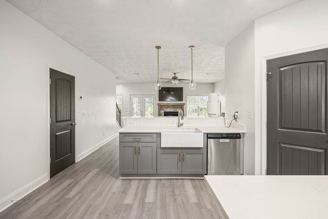 8089 Garrett Pines Drive, Midland, GA 31820