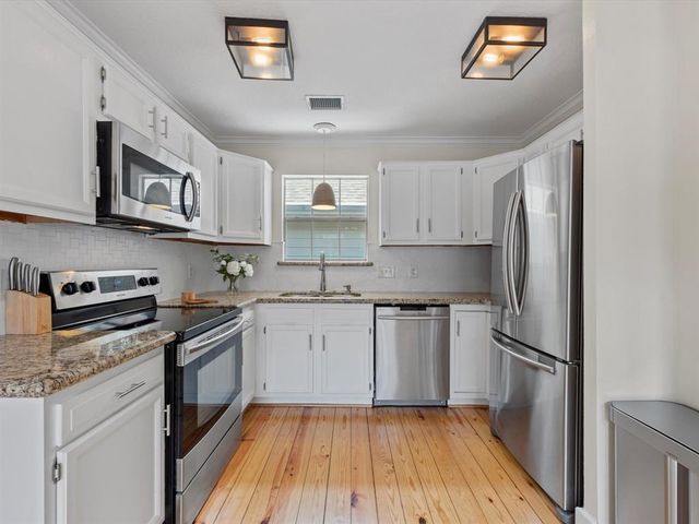 1409 Blair Street, Houston, TX 77008