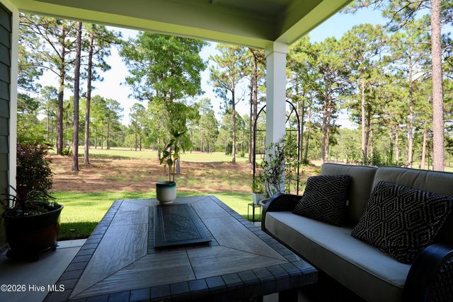 1413 Baden Court, Aberdeen, NC 28315