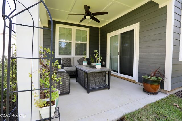 1413 Baden Court, Aberdeen, NC 28315