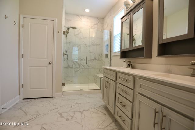1413 Baden Court, Aberdeen, NC 28315