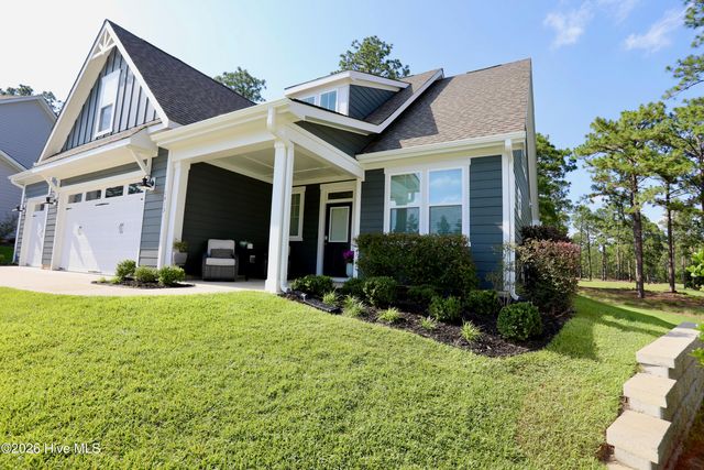 1413 Baden Court, Aberdeen, NC 28315
