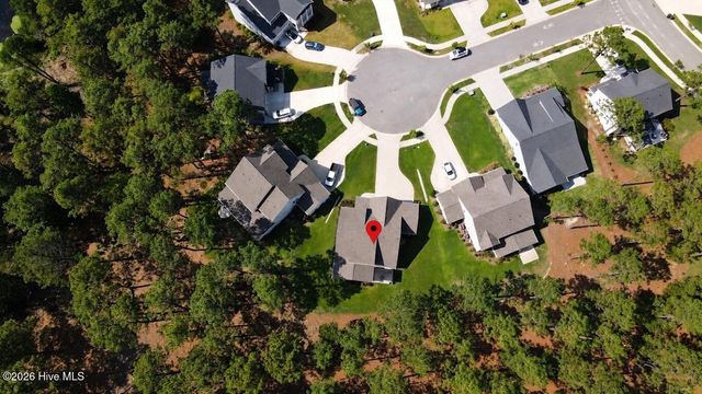 1413 Baden Court, Aberdeen, NC 28315