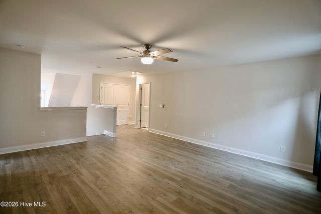 1413 Baden Court, Aberdeen, NC 28315